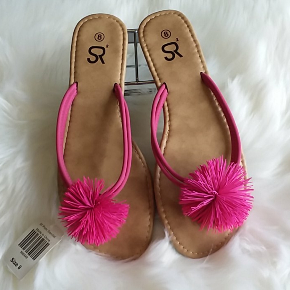 Sergio Rossi SR 2 Thongs Sandals size 8 NWT Pink